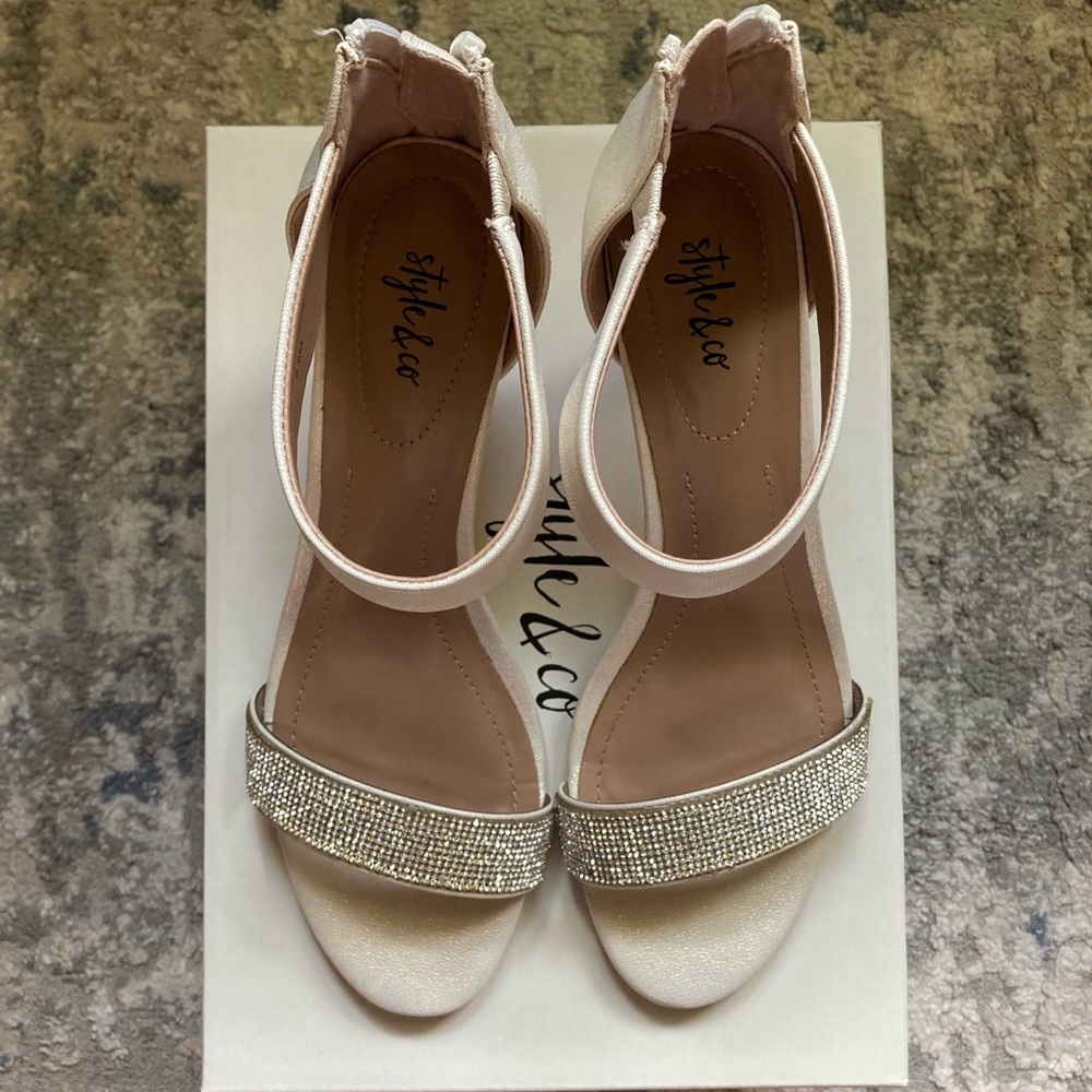 Style & Co Heels